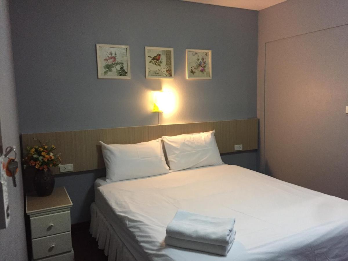 Nawaporn Place Phuket Eksteriør billede