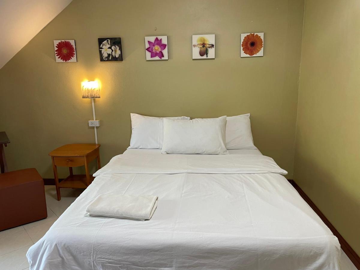 Nawaporn Place Phuket Eksteriør billede