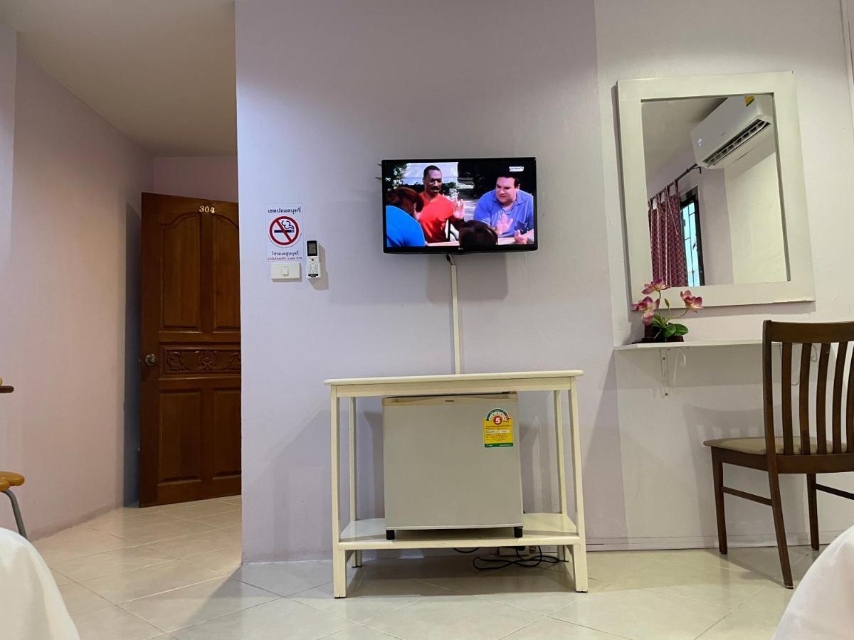 Nawaporn Place Phuket Eksteriør billede
