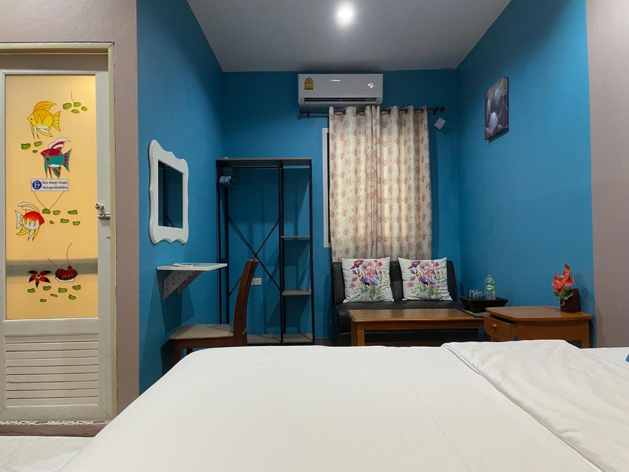 Nawaporn Place Phuket Eksteriør billede