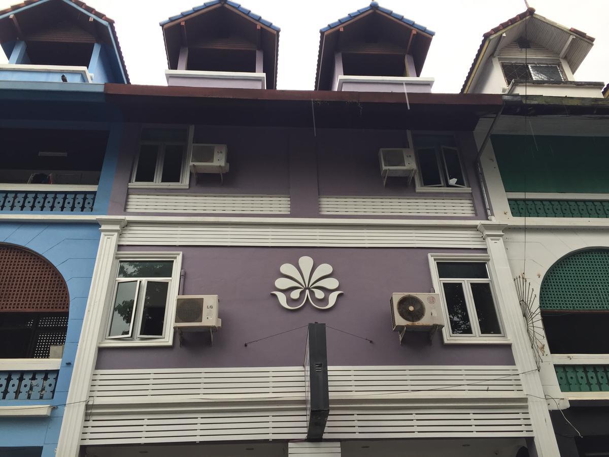 Nawaporn Place Phuket Eksteriør billede